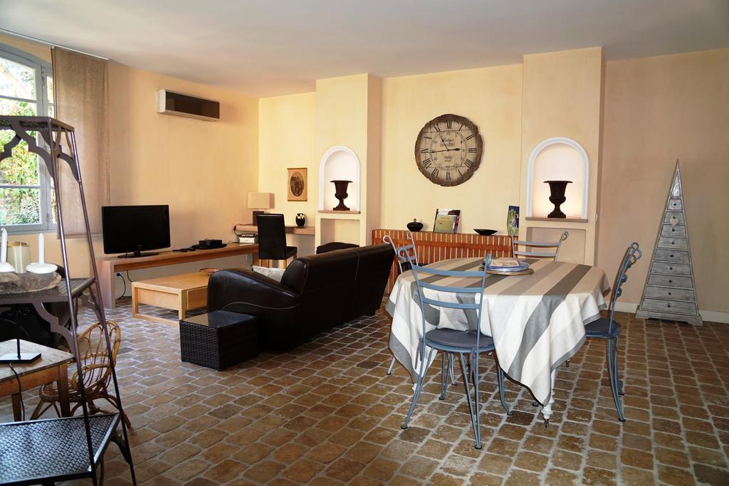 Holiday home Sous Les Courtines